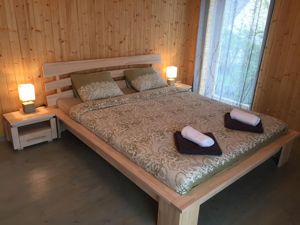 Cetri Veji Hotel Jurkalne Ruang foto