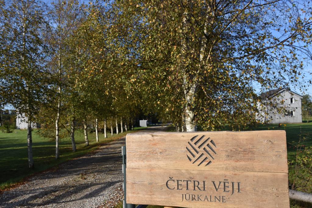 Cetri Veji Hotel Jurkalne Bagian luar foto